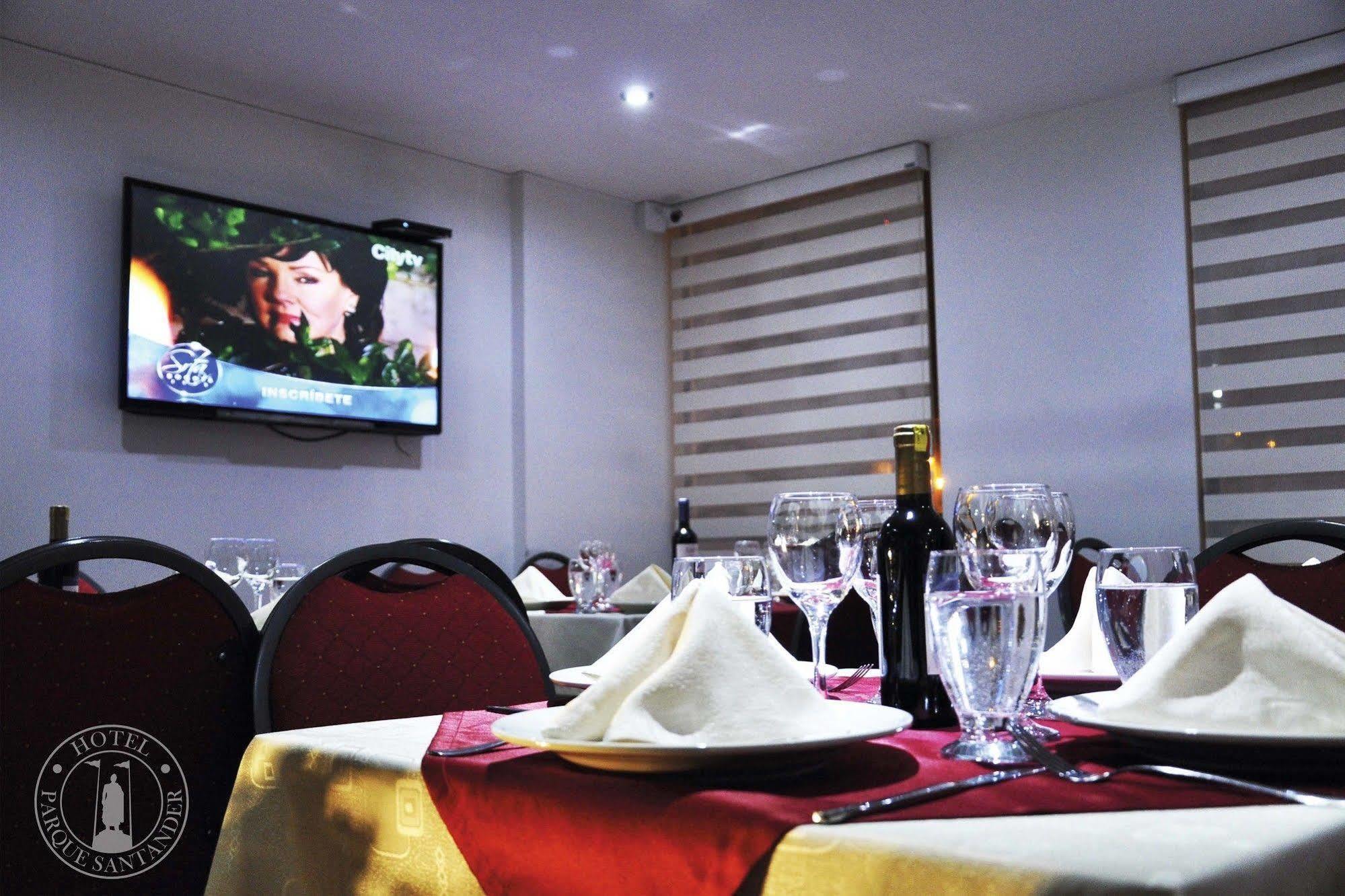Hotel Parque Santander Tunja Eksteriør billede