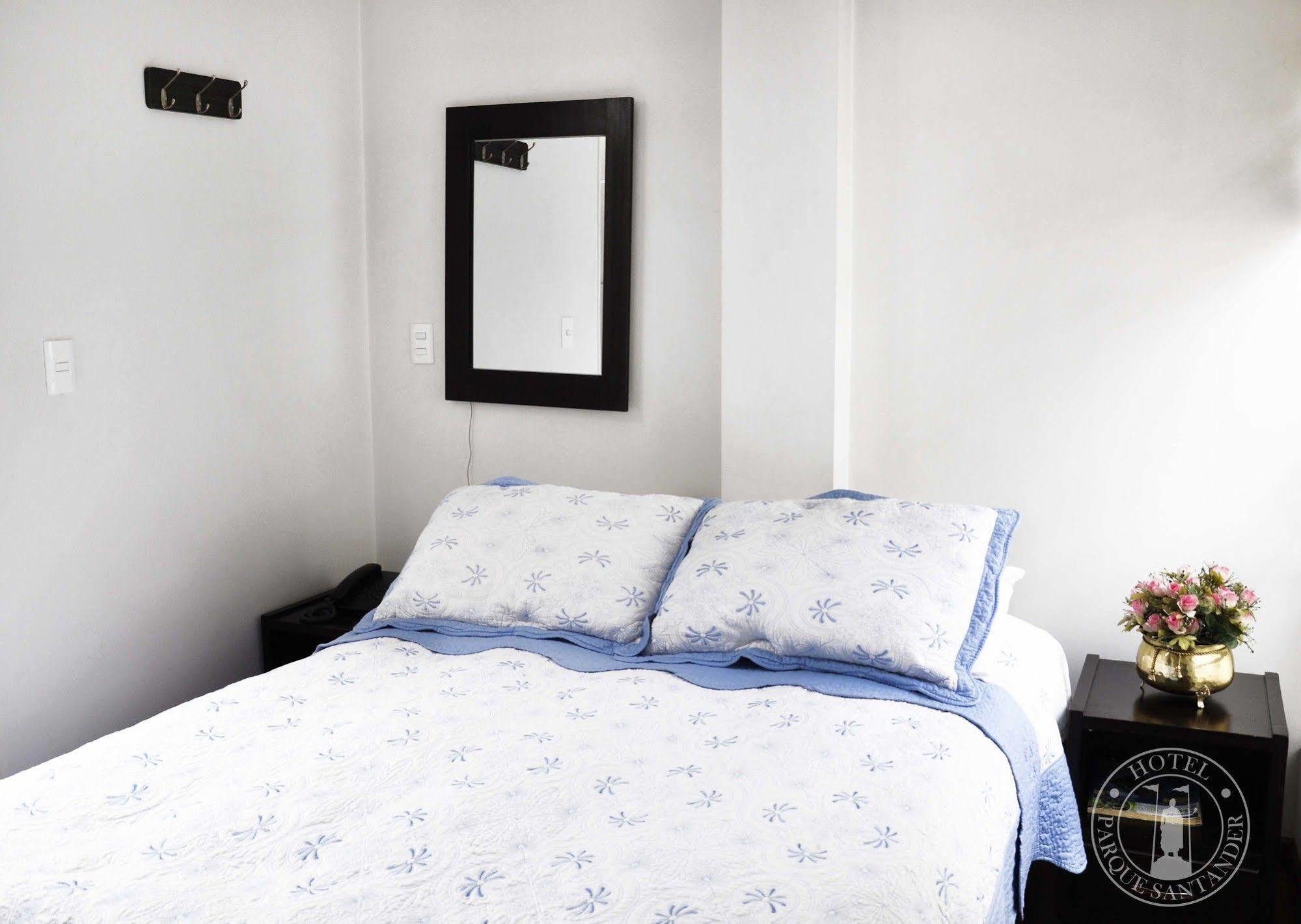 Hotel Parque Santander Tunja Eksteriør billede